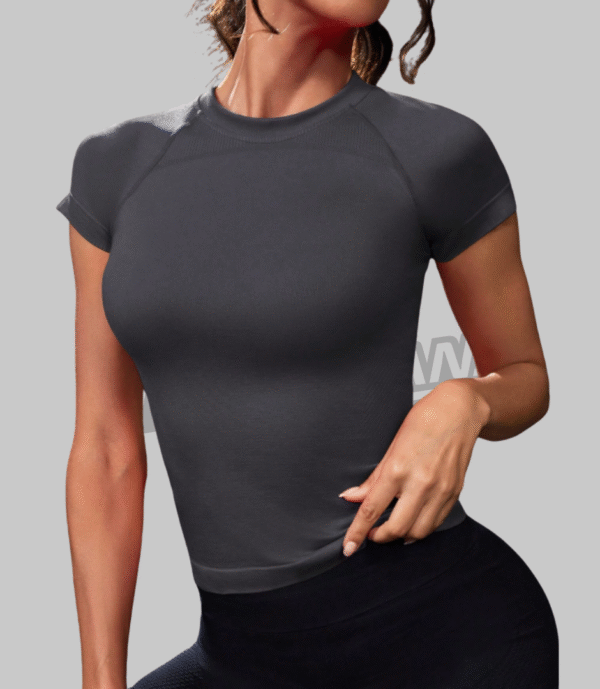 Top deportivo texturizado corte en escalera Talla S