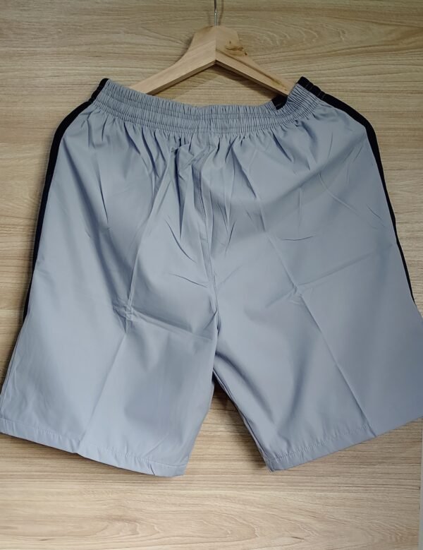Pantaloneta Jordan 1.1 tipo Náutica Hombre - Image 2