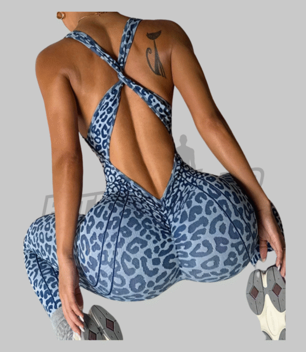 Enterizo deportivo animal print espalda cruzada Talla S